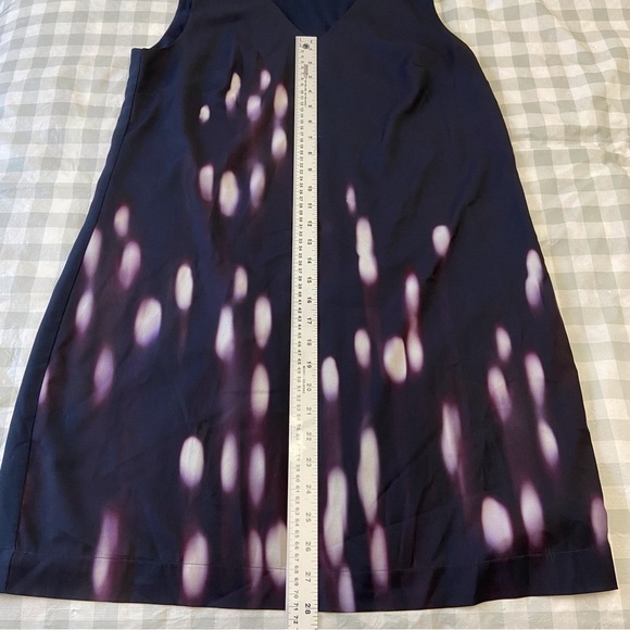 WILLOW&THREAD navy blue dress v neck silky summer spring sleeveless M summertime - Picture 9 of 16